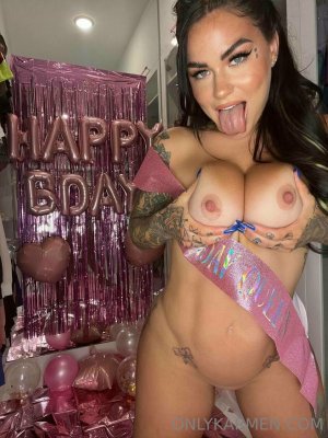 Karmen Karma Photo #94