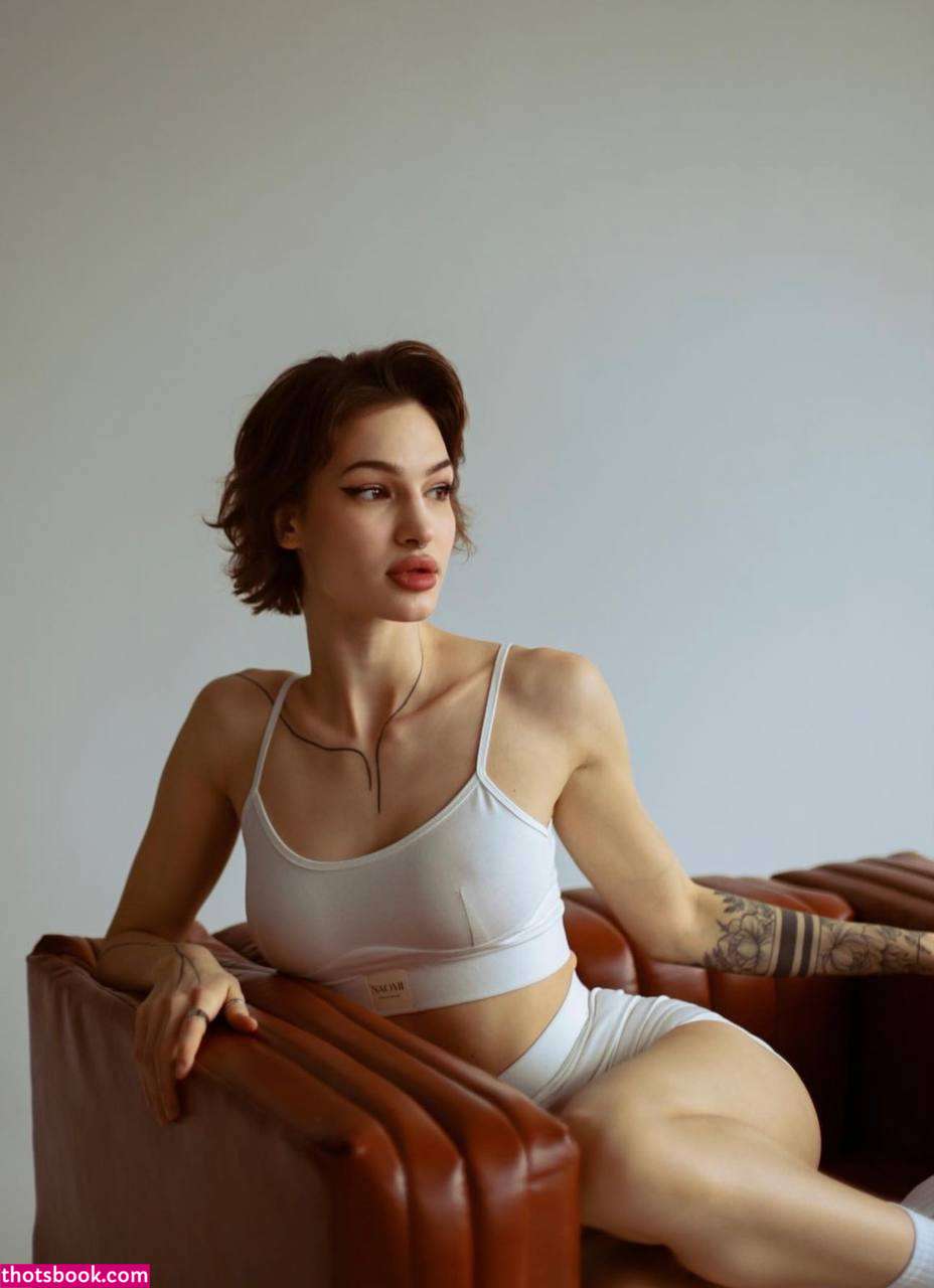 Vialentina Photo #85