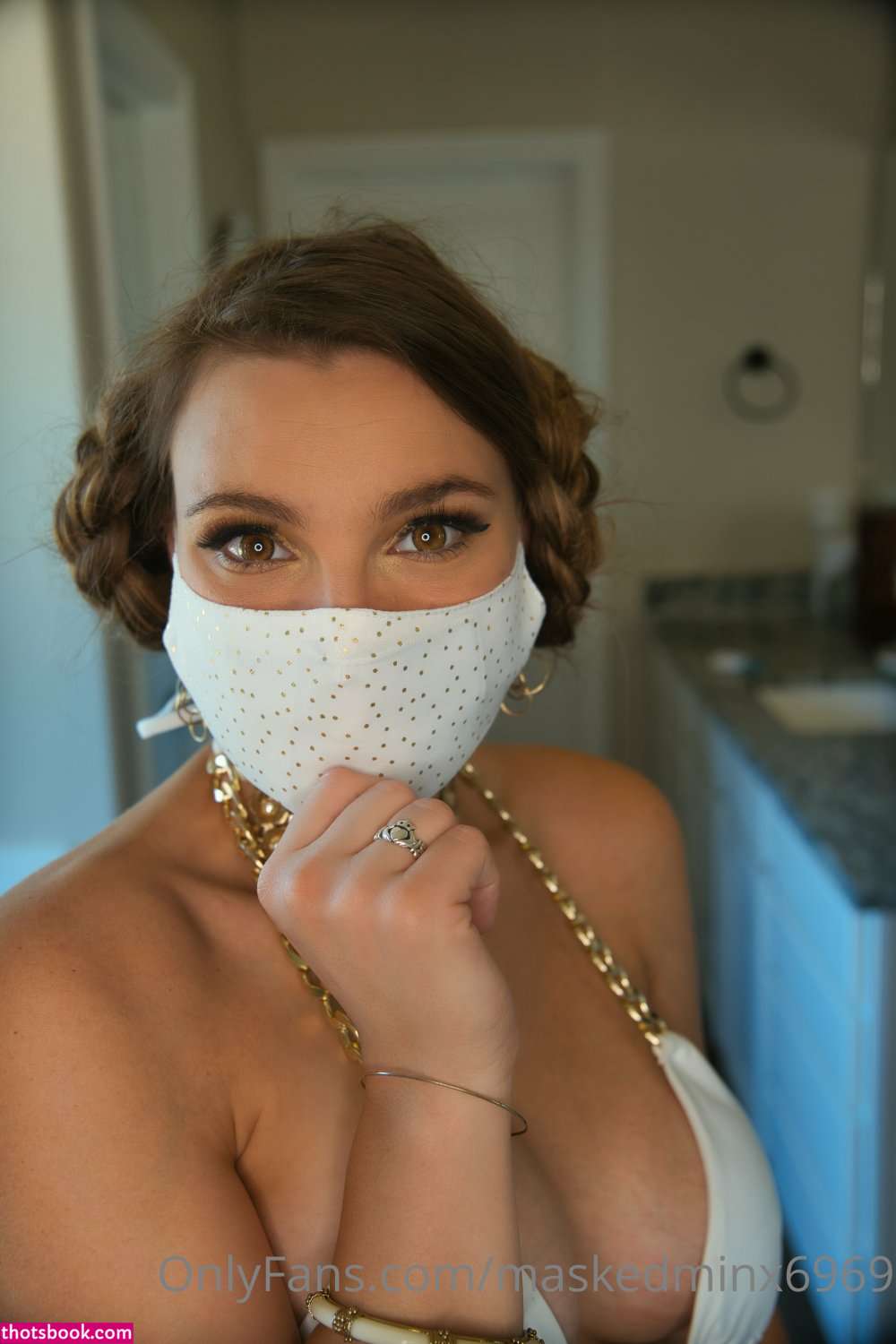 Maskedminx69 Photo #29