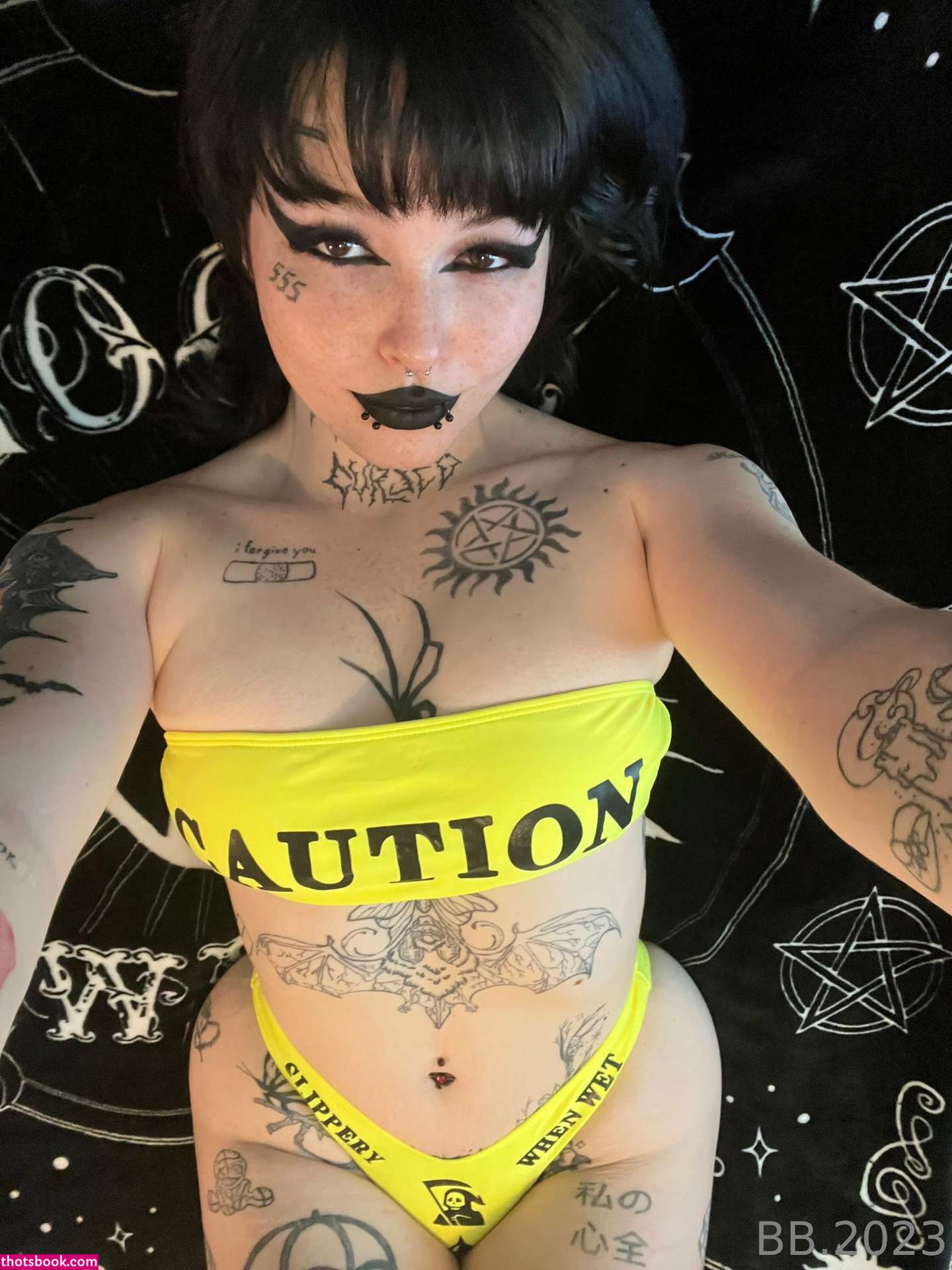 Hotgothmilf Photo #8