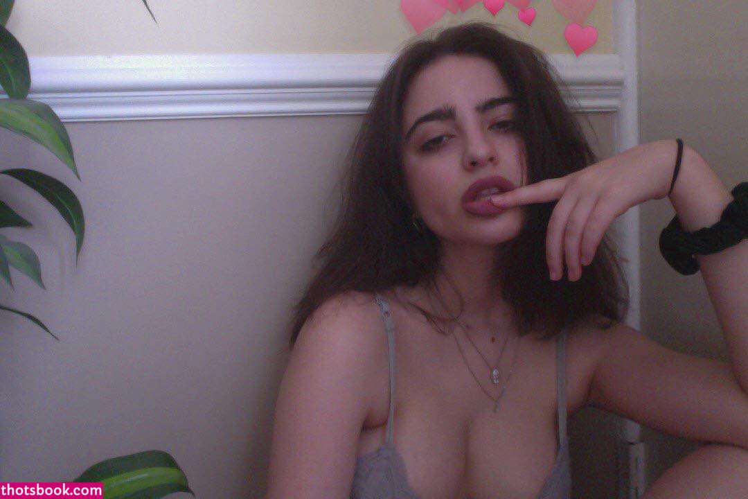 Artbitch666 Photo #27