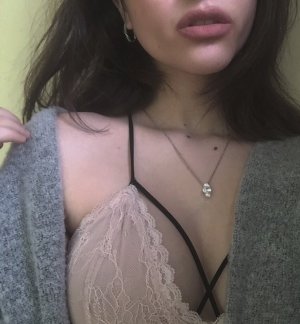 Artbitch666 Photo #29