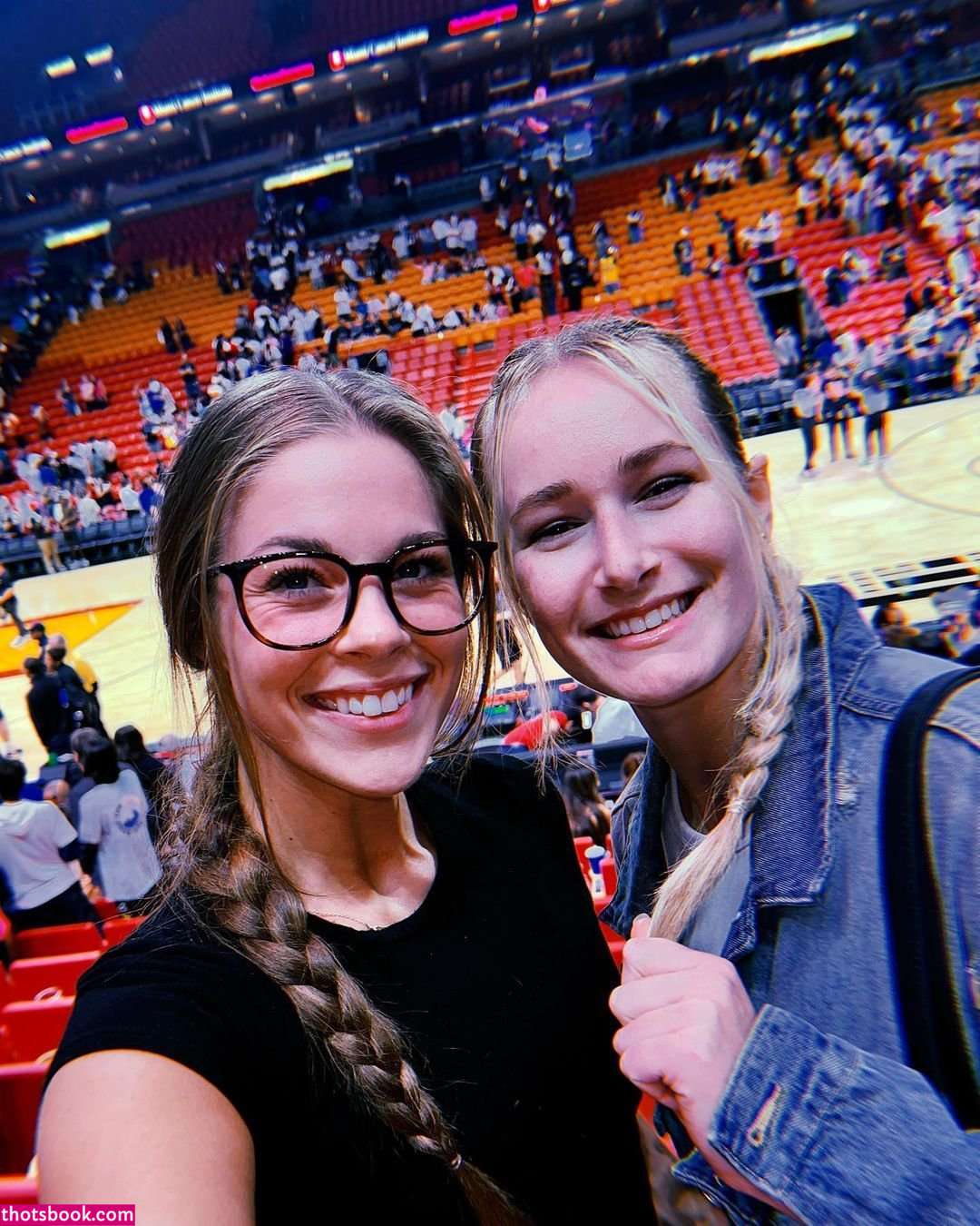 Abby Cummons Photo #1