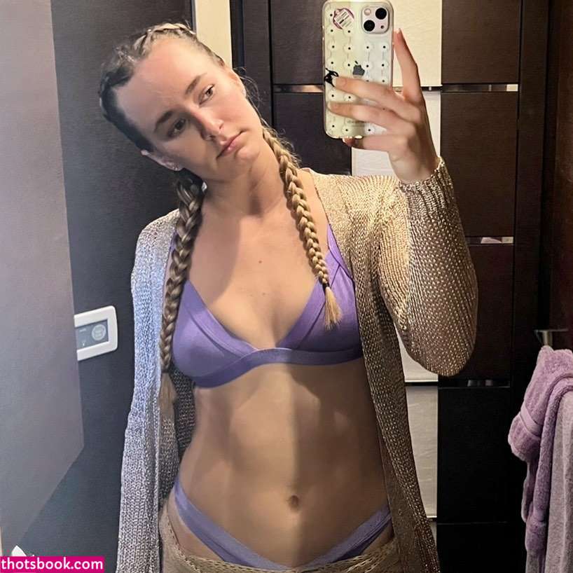 Abby Cummons Photo #21