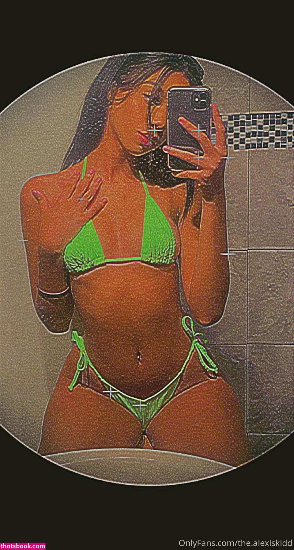 Alexis Kidd Photo #80