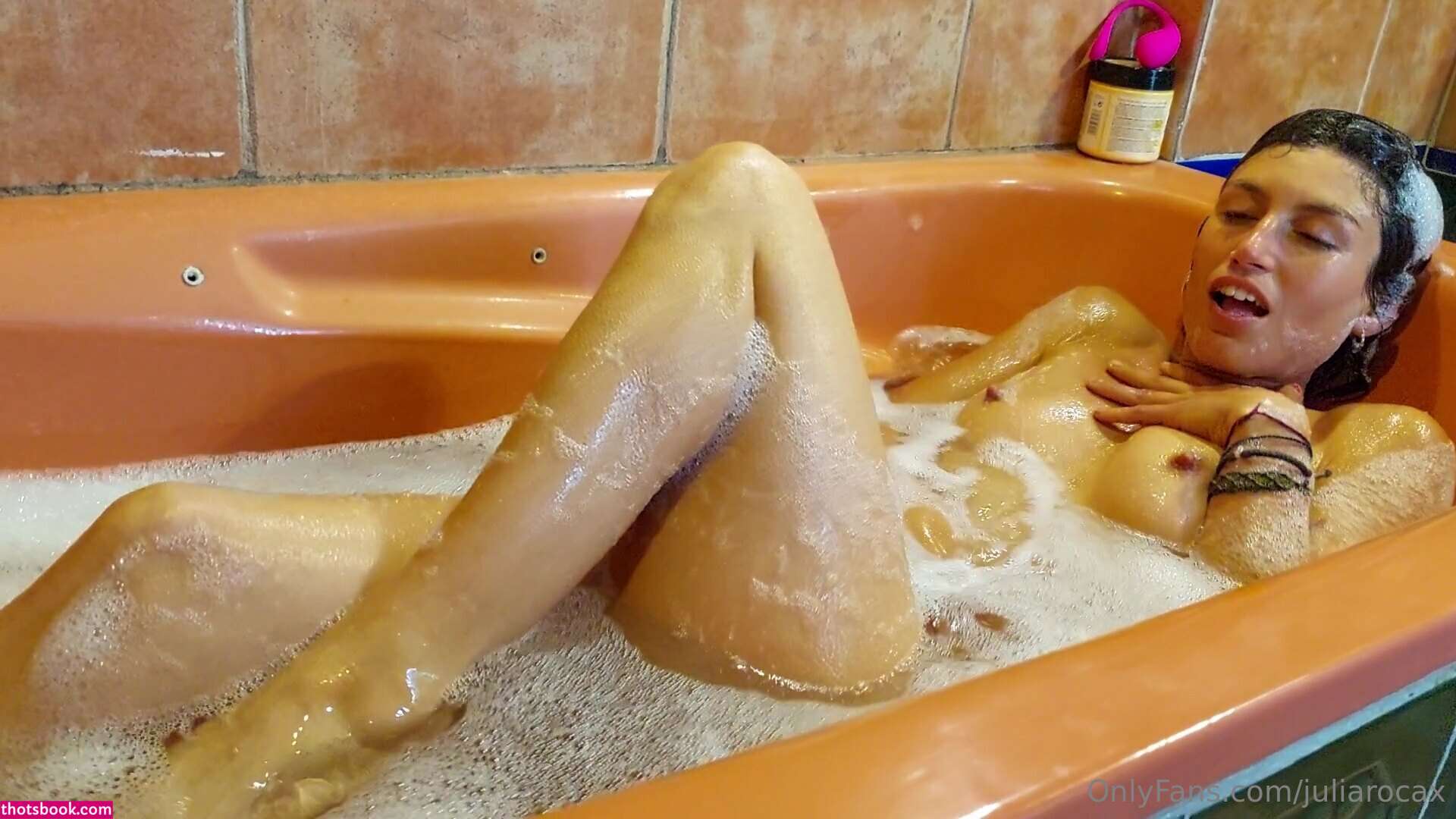 juliarocax Photo #52