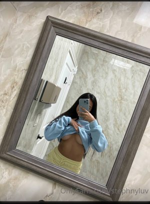 Stephnyluv Photo #28