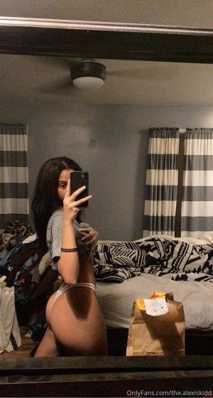 Alexis Kidd Photo #124