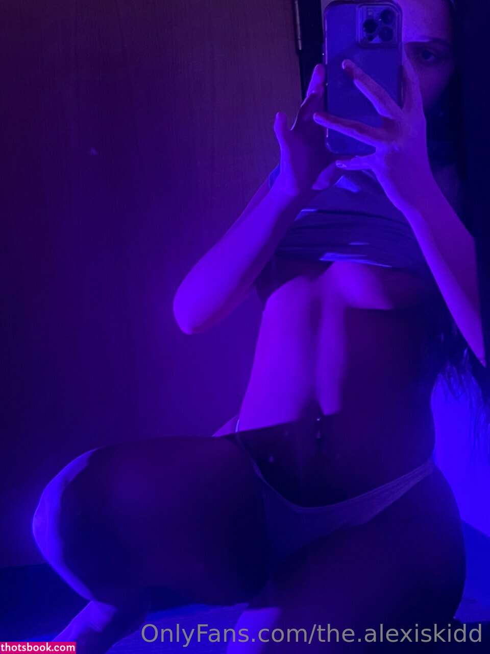 Alexis Kidd Photo #185