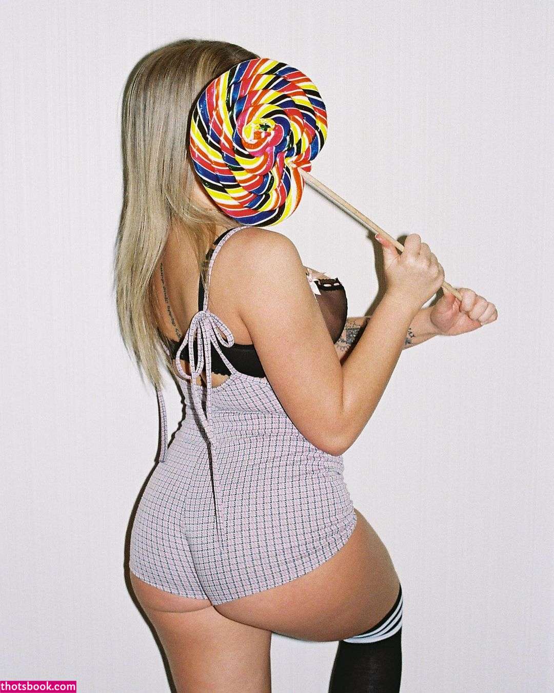 Lauren Brooks Photo #45