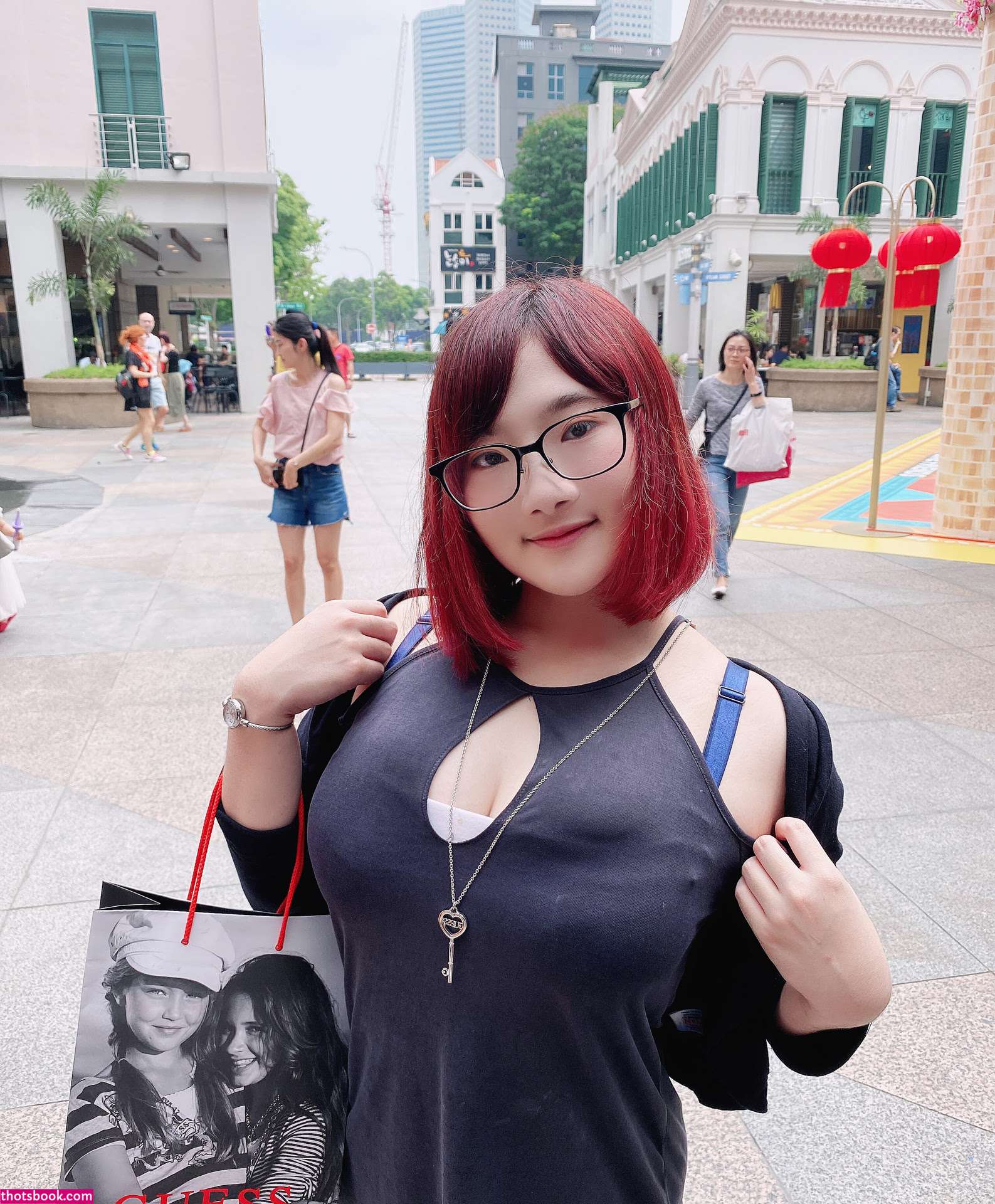 Indonesian Cosplayer Photo #40