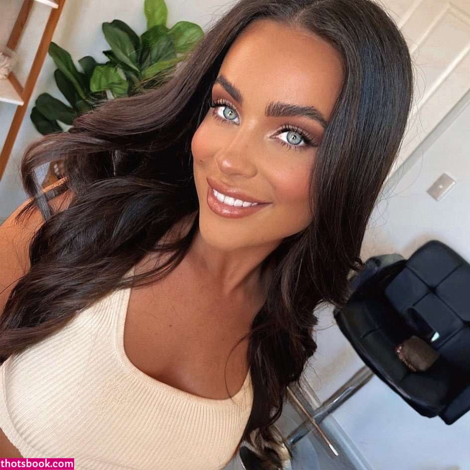 Bronte Schofield Photo #6