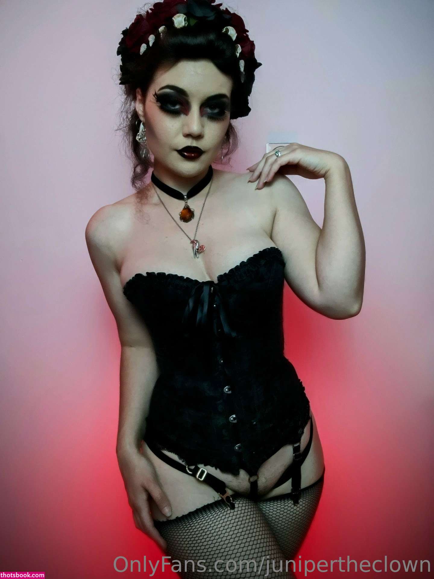 Gabby Carbon Photo #21