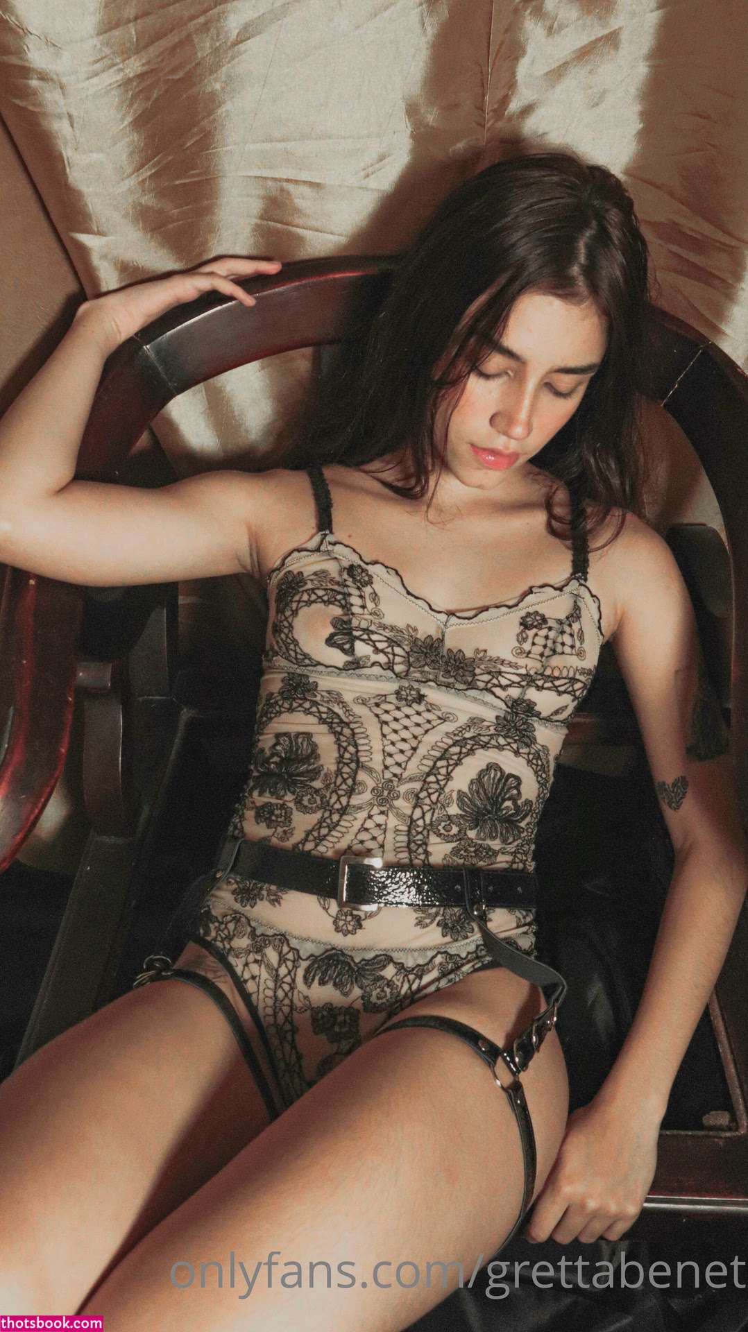 grettabenett Photo #144