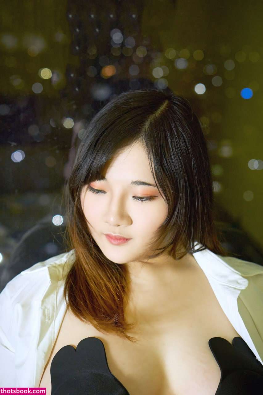 Indonesian Cosplayer Photo #151