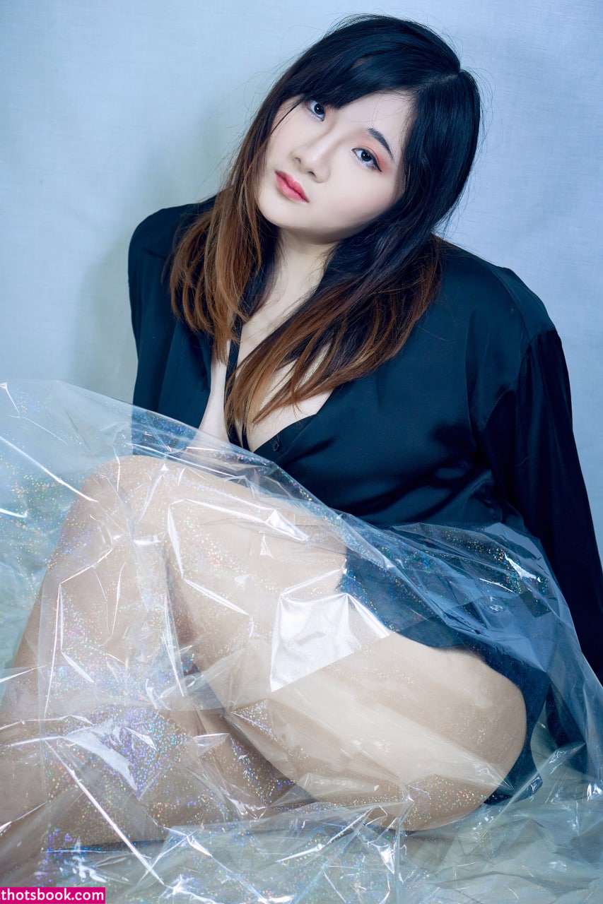 Indonesian Cosplayer Photo #199