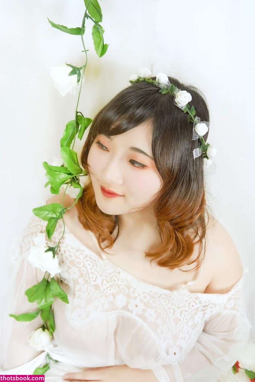 Indonesian Cosplayer Photo #223