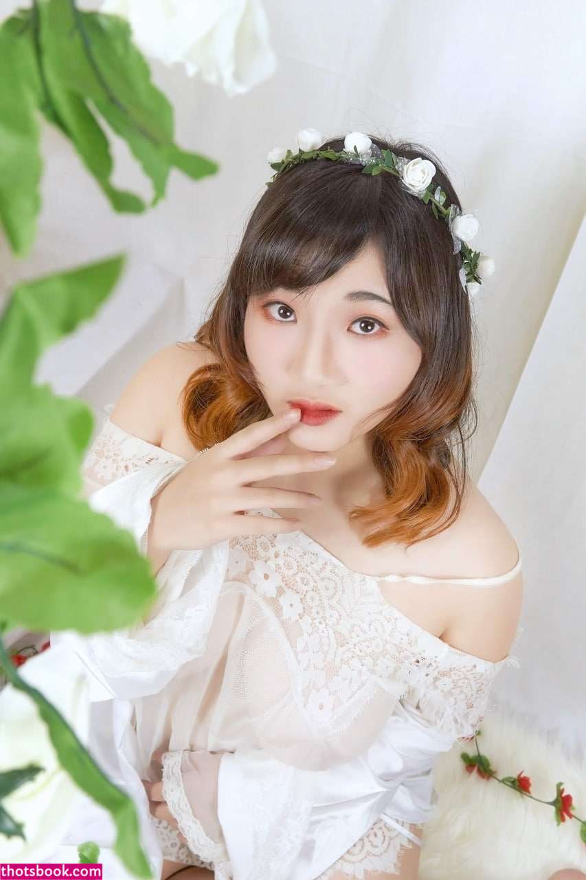 Indonesian Cosplayer Photo #236