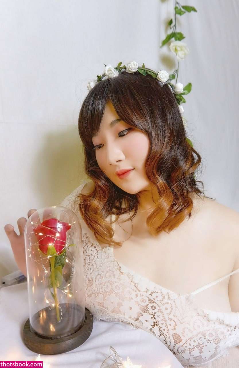 Indonesian Cosplayer Photo #238