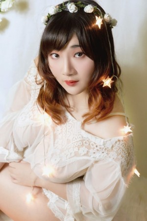 Indonesian Cosplayer Photo #231