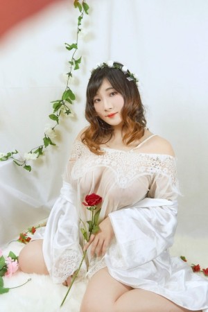 Indonesian Cosplayer Photo #239