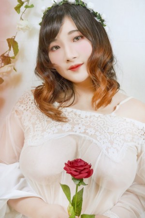 Indonesian Cosplayer Photo #245