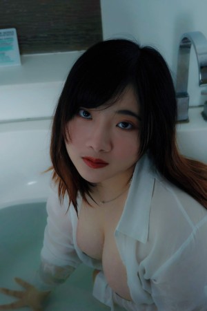 Indonesian Cosplayer Photo #288