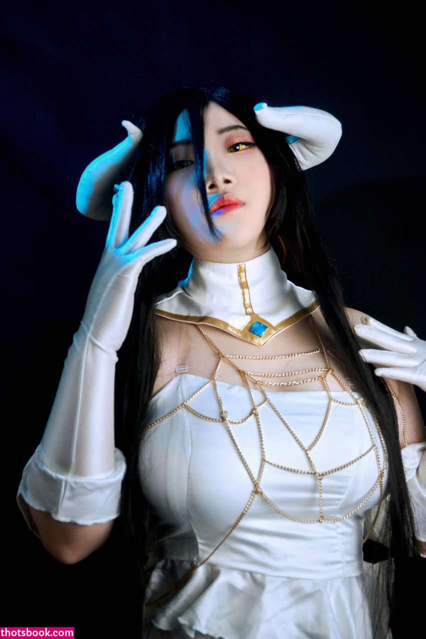 Indonesian Cosplayer Photo #314