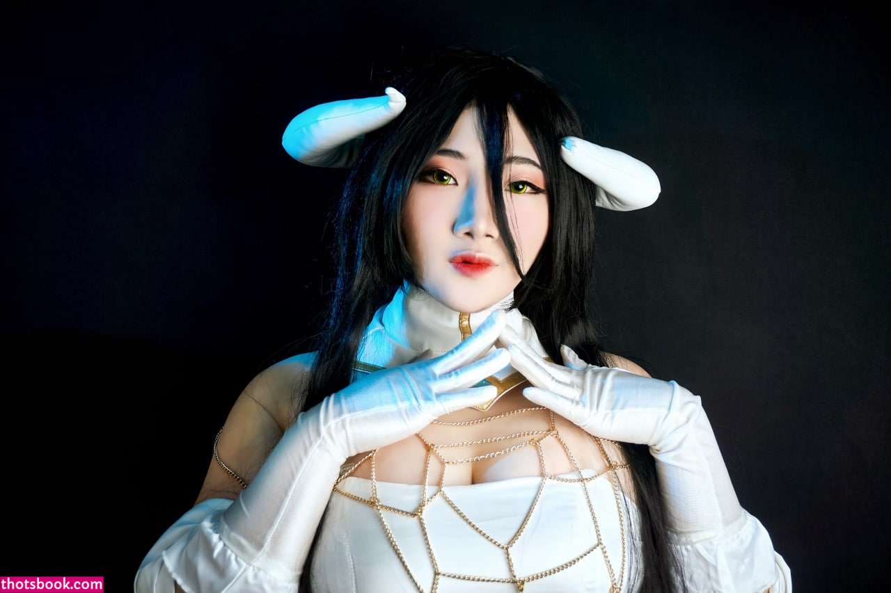 Indonesian Cosplayer Photo #322