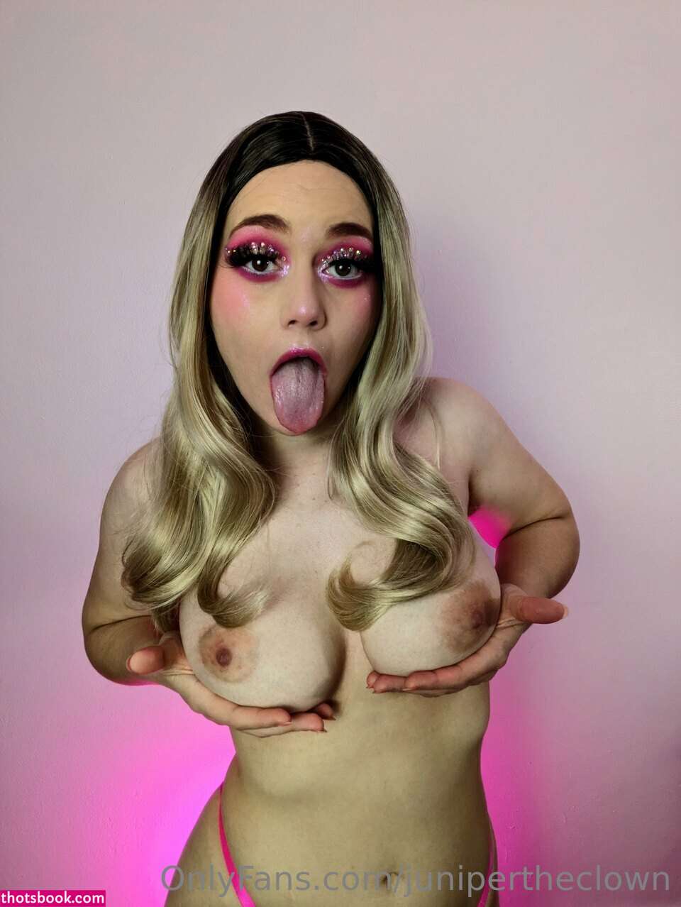 Gabby Carbon Photo #53