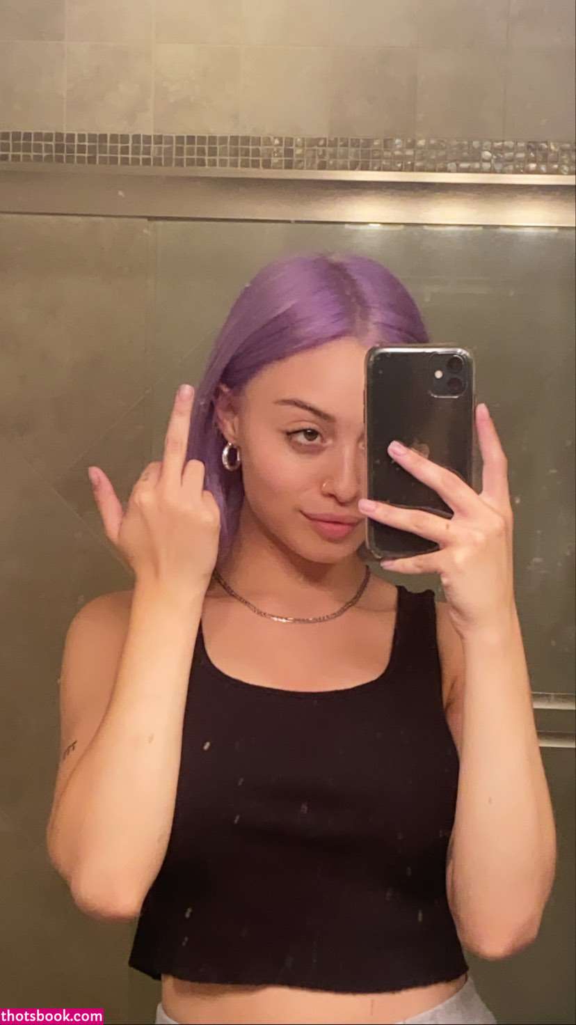 Vivica Santiago Photo #14