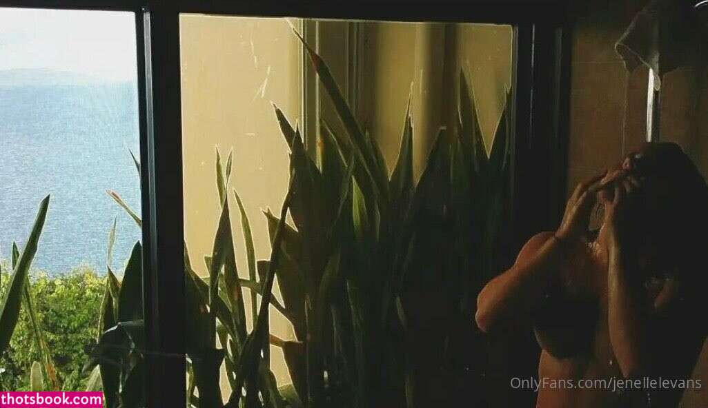 Jenelle Evans Photo #56