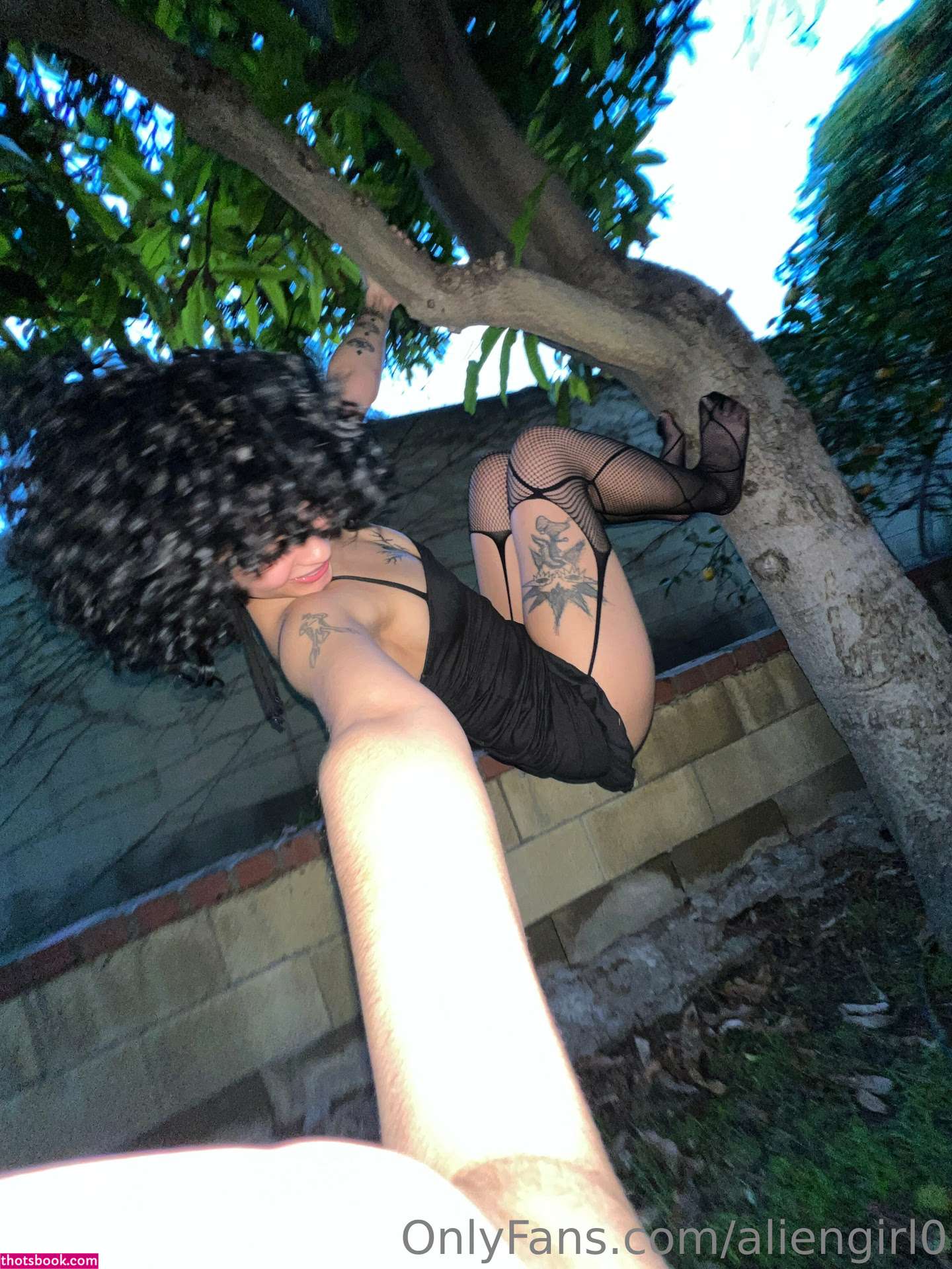 Aliengirl0 Photo #52