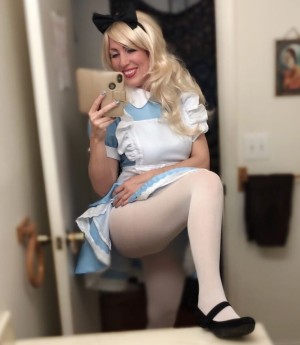 Belle California Photo #30