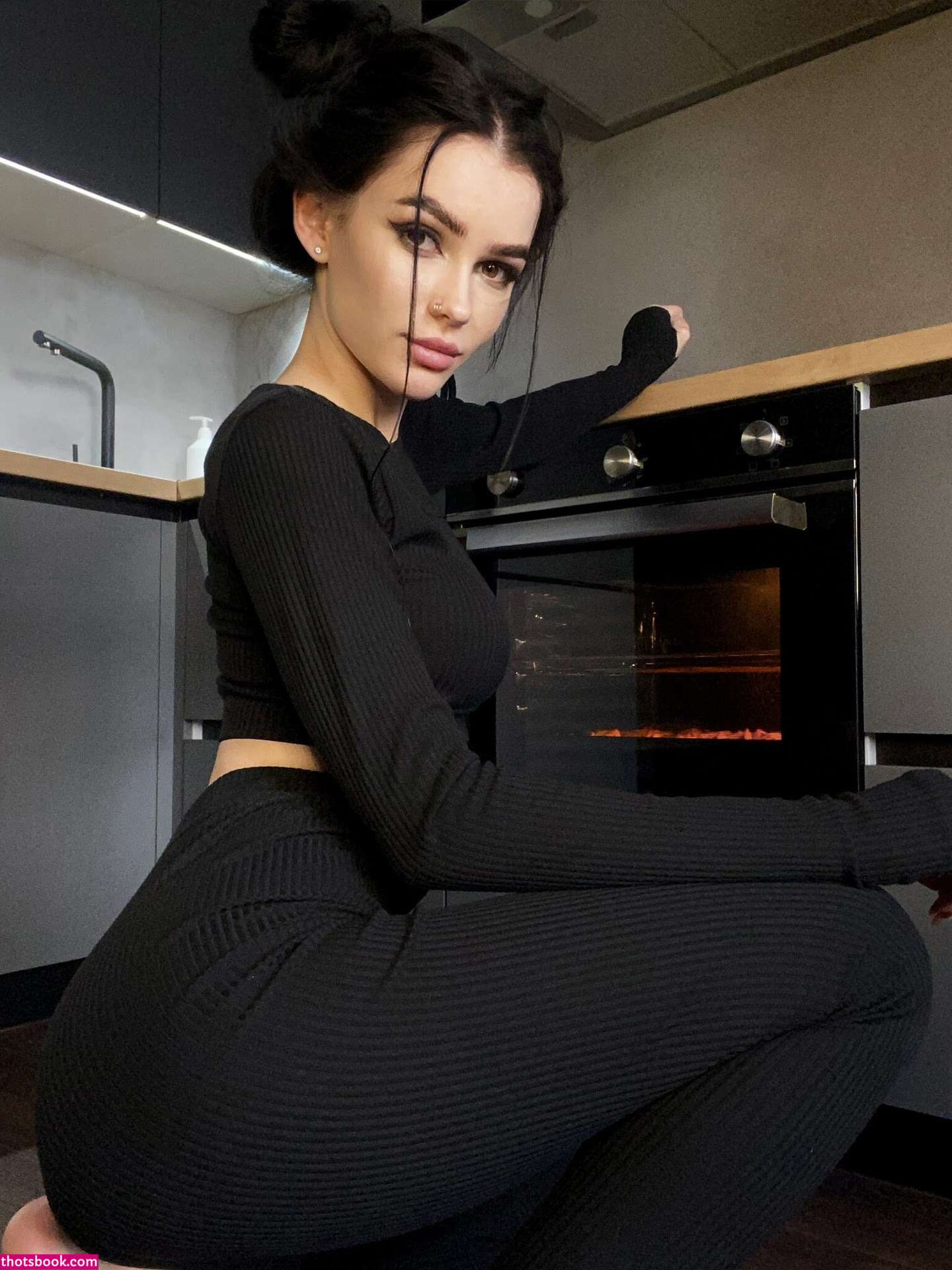 Chrysolite Photo #29