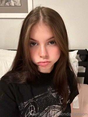 Kendall Jenson Photo #7