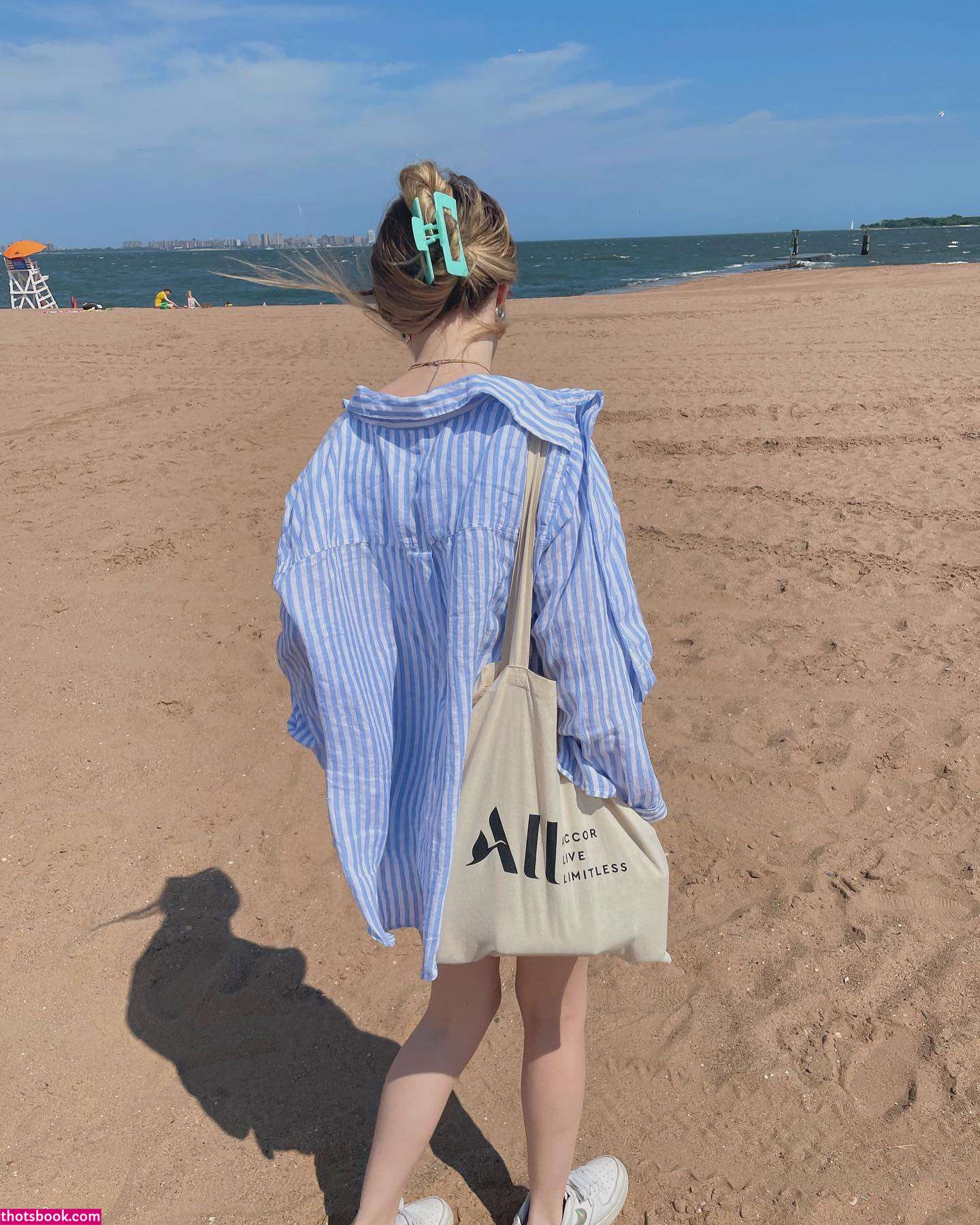 Tori Hodes Photo #17