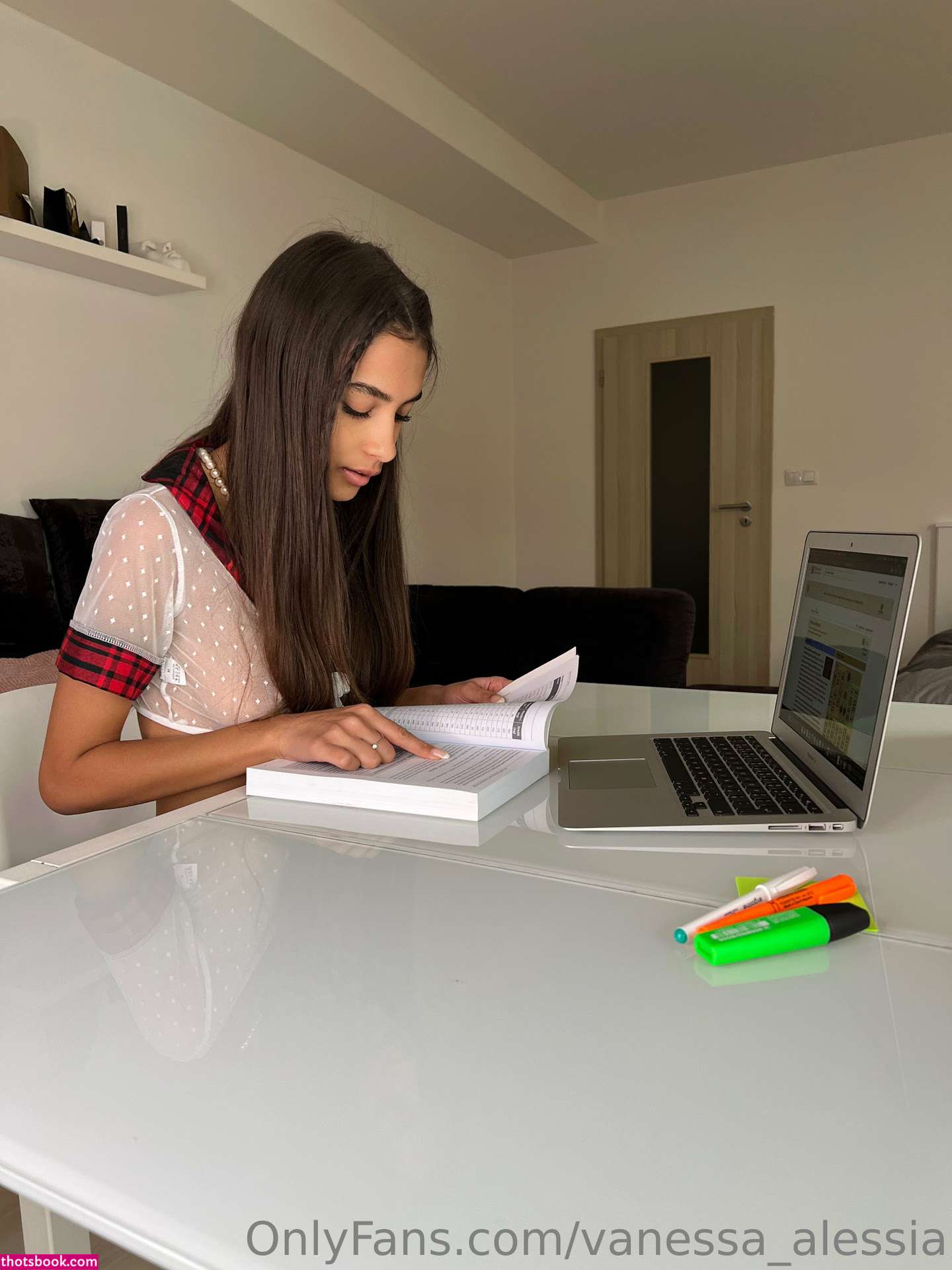 Vanessa Alessia Photo #94