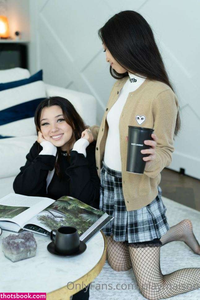 Chloekitcat Photo #32