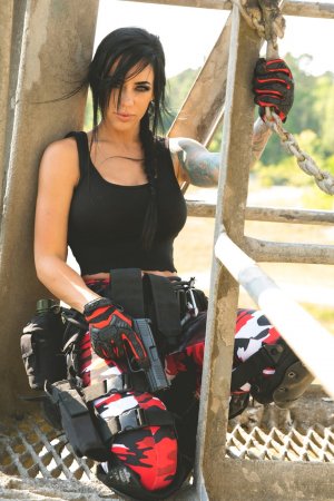 Alex Zedra Photo #15