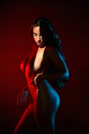 Celine Fairon Photo #9