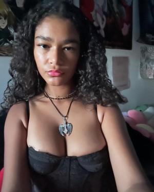 juliaalovesyou Photo #19