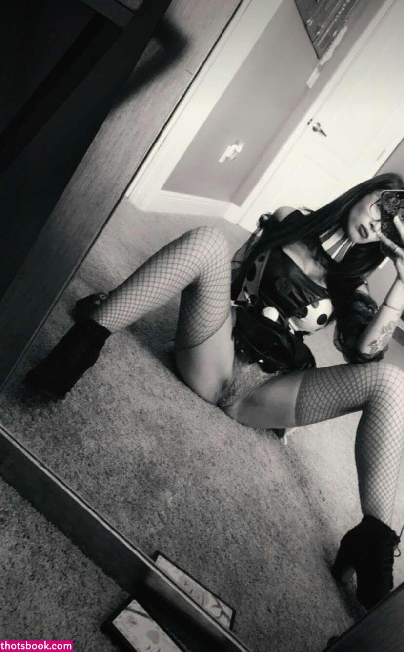 Victoriab26 Photo #60