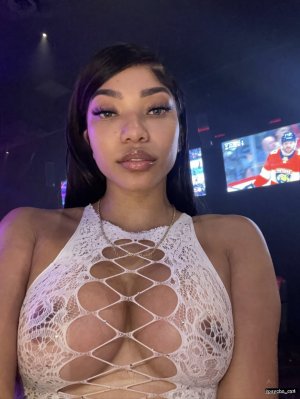 Cydney Slade Photo #1