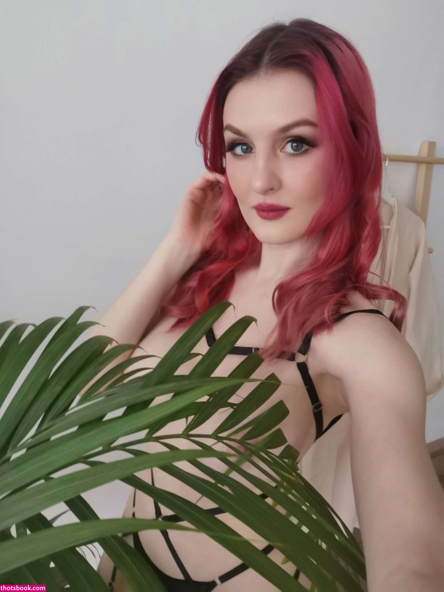 Alice Inferno Photo #12