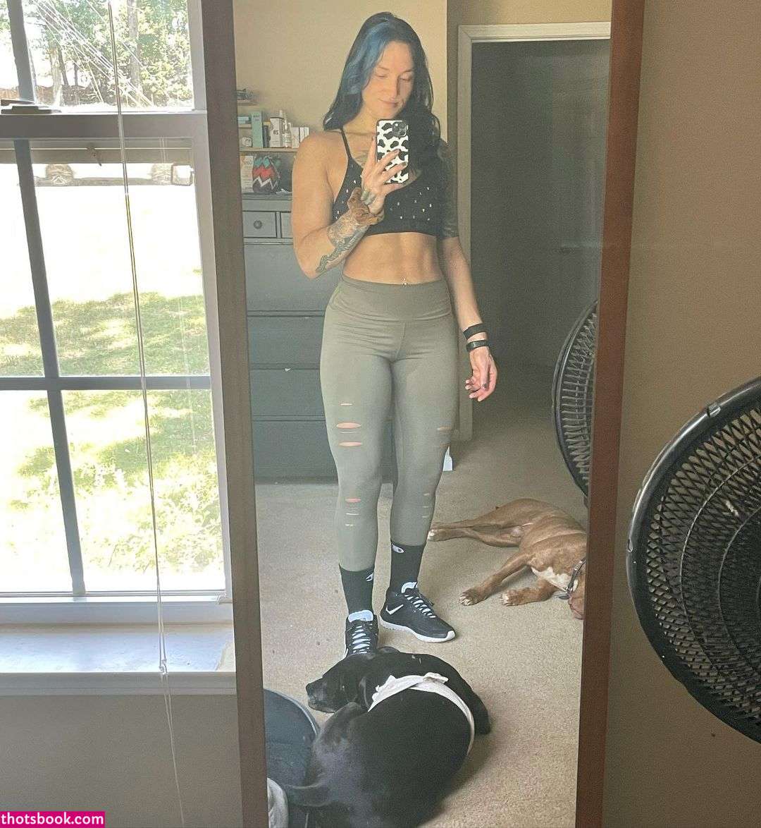 Kris Statlander Photo #20