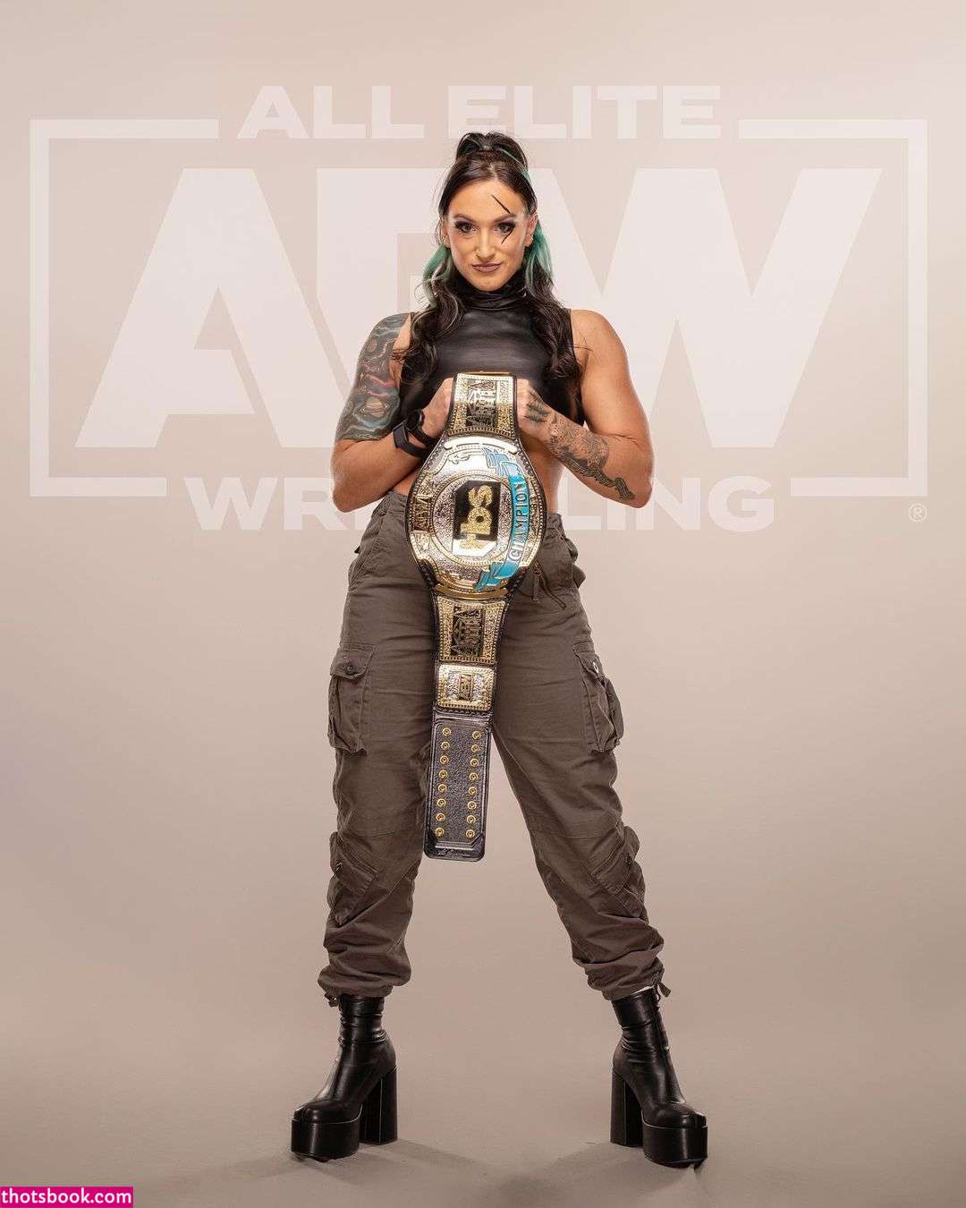 Kris Statlander Photo #34