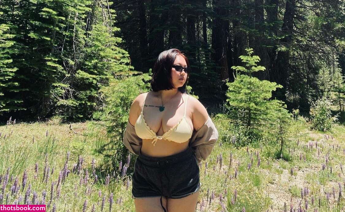 Valentine Thao Photo #8