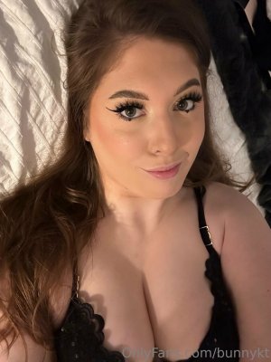 Tallbunnyy Photo #106