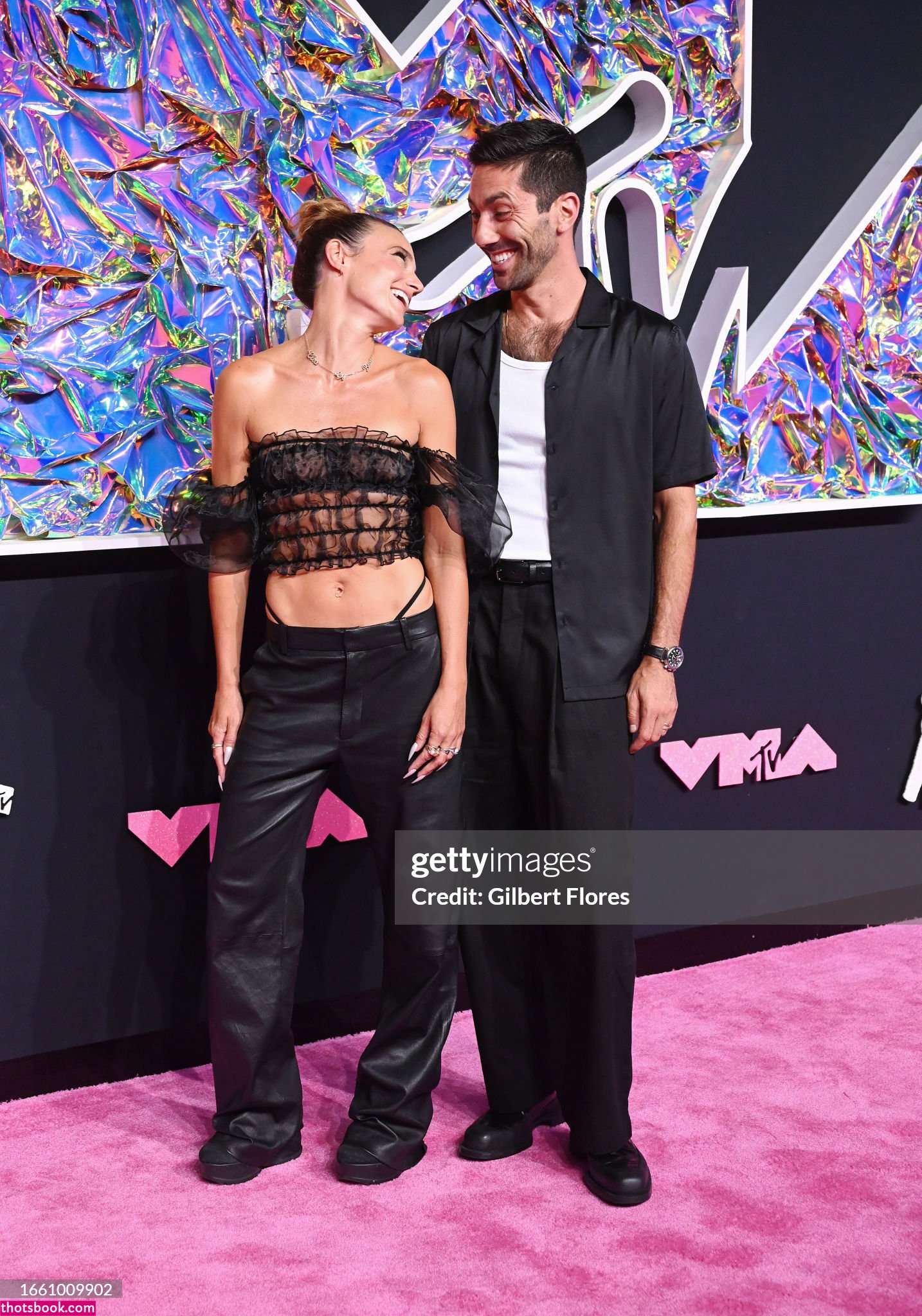 Laura Perlongo Photo #28